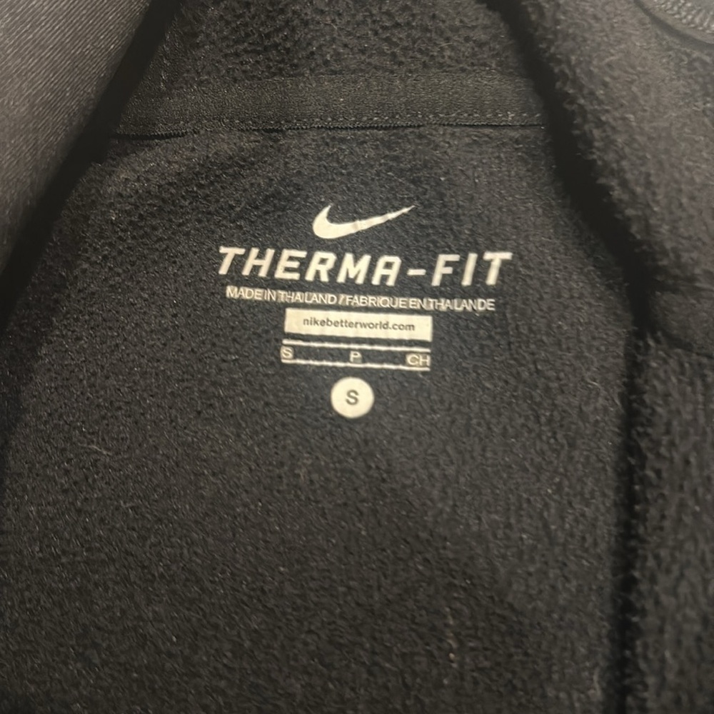 Nike black animal print hoodie therma fit zip up 2 front pockets & side pocket - Picture 7 of 12